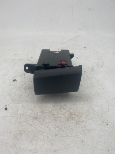 TOYOTA HILUX CUP HOLDER RIGHT DASHBOARD 2016-2022