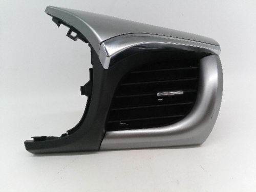 TOYOTA HILUX DASH ASSEMBLY RIGHT DASH VENT 2015-2023